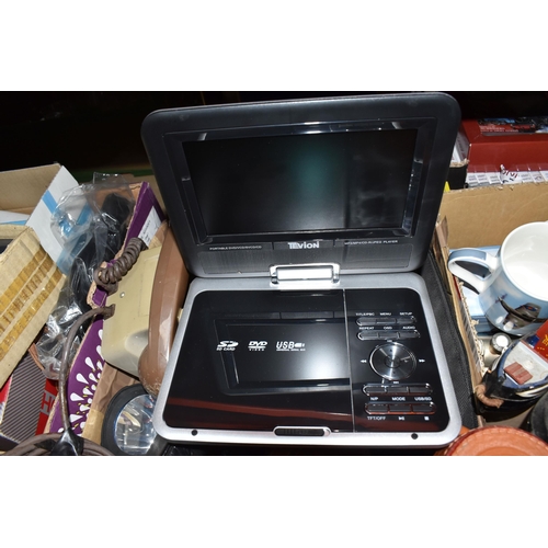 440 - TWO BOXES OF ASSORTED BINOCULARS, CAMERAS AND OTHER ITEMS, to include cased binoculars by Liebermann... 