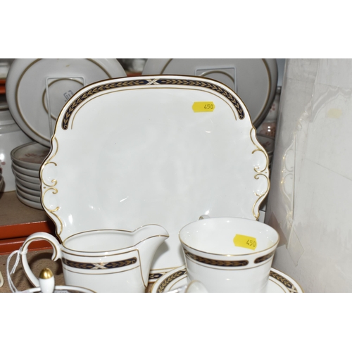 450 - A GROUP OF COALPORT 'WINDSOR' comprising six teacups, six saucers, six side plates (one side plate m... 