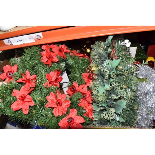 463 - TWO BOXES AND LOOSE CHRISTMAS DECORATIONS AND ORNAMENTS to include two boxed artificial trees to inc... 