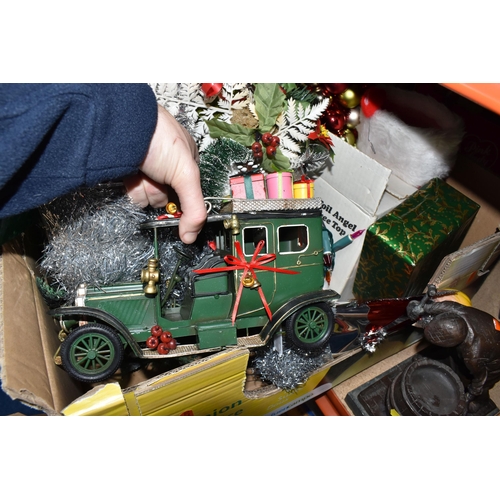 463 - TWO BOXES AND LOOSE CHRISTMAS DECORATIONS AND ORNAMENTS to include two boxed artificial trees to inc... 