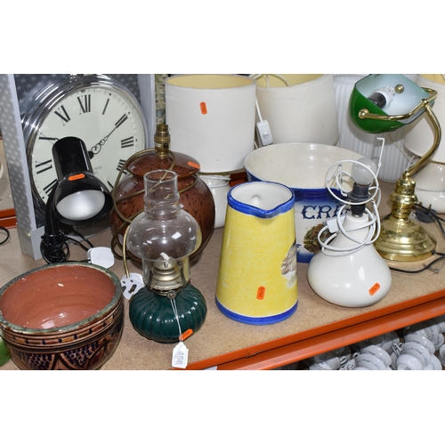 466 - A QUANTITY OF TABLE LAMPS, WALL CLOCK, STORAGE BOXES, GLOBE AND OTHER LARGE HOME WARES, to include t... 