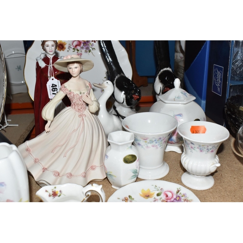 467 - A GROUP OF CERAMICS, to include a Royal Worcester figure of HM Queen Elizabeth II to celebrate 'The ... 