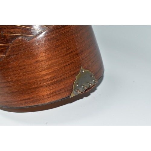 406 - A NINETEENTH CENTURY ROSEWOOD BOWL BACK MANDOLIN, with paper label to interior reading 'Stridente, F... 