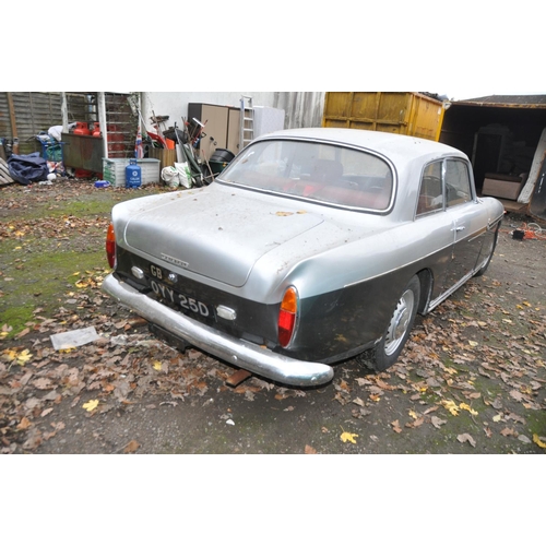 1007 - A 1966 BRISTOL 409 TWO DOOR SPORTS SALOON CAR in two tone silver and grey with a 5211cc Chrysler V8 ... 