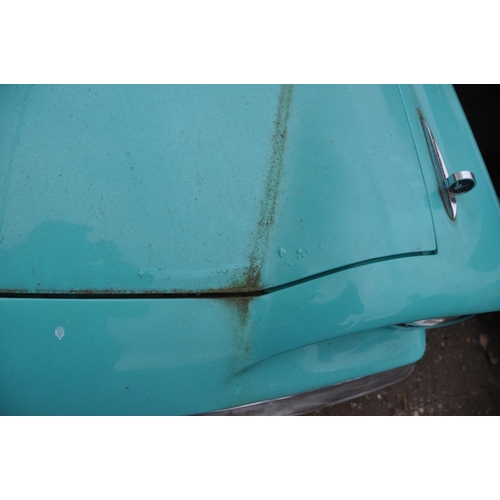 1008 - A 1959 FORD THUNDERBIRD TWO DOOR COUPE CAR, in turquoise and white with a 7038cc V8 petrol engine, c... 