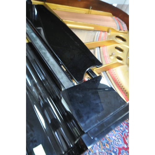 1210 - AN OFFENBACH GLOSSY BLACK 5FT3 OVERSTRUNG BABY GRAND PIANO, serial number G019297, the hinged lid en... 