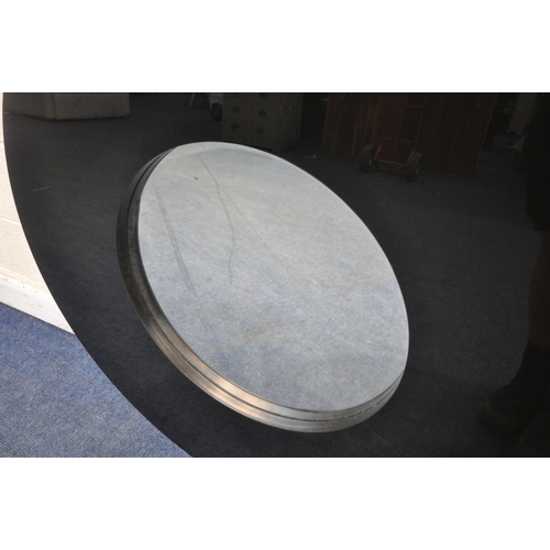 1226 - A PAIR OF LARGE CIRCULAR BEVELLED EDGE WALL MIRRORS, diameter 103cm x diameter of mirror plate 51cm ... 