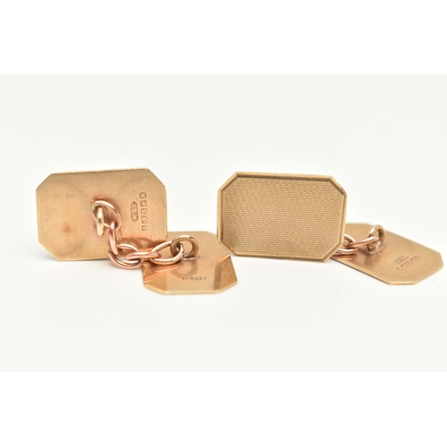 2 - A PAIR OF 9CT GOLD CHAIN LINK CUFFLINKS, each designed as two engine turned pattern panels between c... 