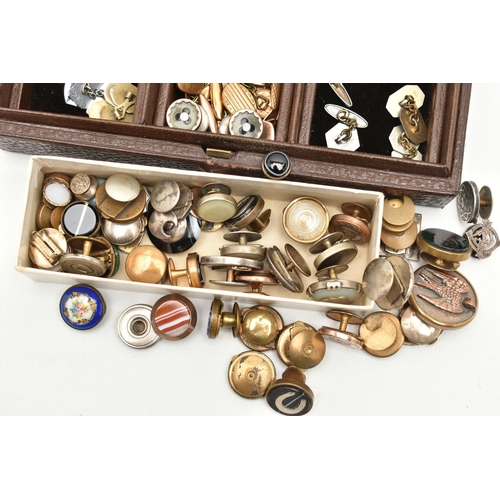 130 - AN ASSORTMENT OF BUTTONS AND CUFFLINKS, to include a brown jewellery box containing many pairs of cu... 