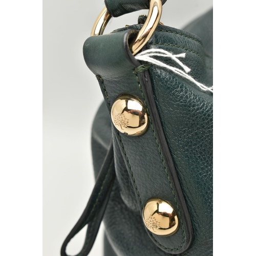 180 - A 'MULBERRY' DARIA HOBO HANDBAG, green leather bag with plaited handle, gold tone hard ware, approxi... 