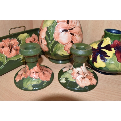 340 - A GROUP OF MOORCROFT POTTERY, five pieces in Coral Hibiscus and Hibiscus patterns, comprising Coral ... 