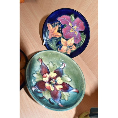 353 - THREE PIECES OF MOORCROFT POTTERY, comprising a small footed bowl in the Columbine pattern, impresse... 