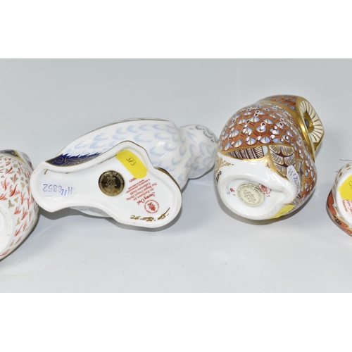 373 - A GROUP OF SIX ROYAL CROWN DERBY PAPERWEIGHTS 'OWLS', comprising of Snowy Owl, exclusive for collect... 