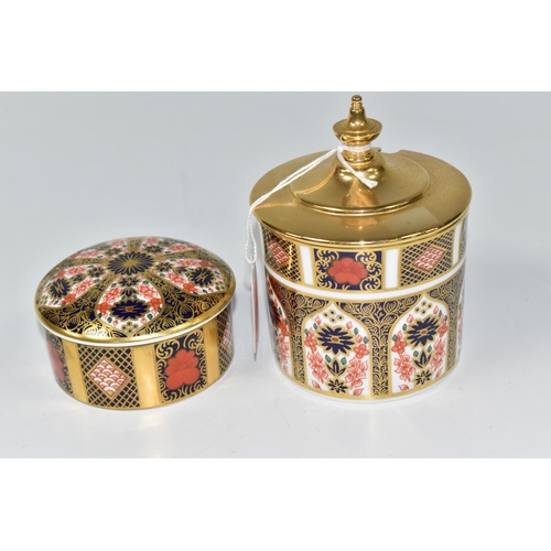 375 - TWO OLD IMARI PIECES PATTERN NO. 1128, comprising of a small round lidded trinket pot, a preserve po... 