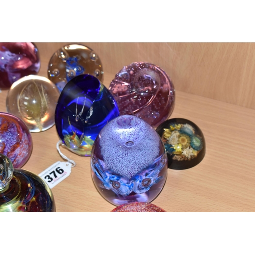 376 - A COLLECTION OF PAPERWEIGHTS, twelve examples, to include a Caithness Scotland 'Tango', 'Pebble' no ... 