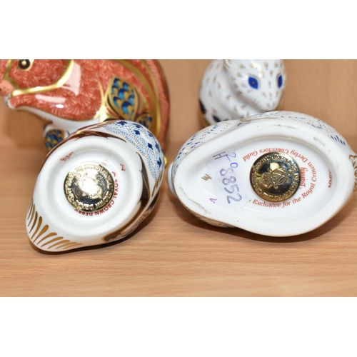 379 - EIGHT ROYAL CROWN DERBY PAPERWEIGHTS, comprising of Red Squirrel silver stopper (has a scratch by ri... 