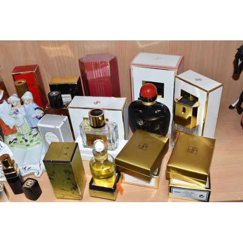 387 - A COLLECTION OF CHANEL AND OTHER PERFUMES AND PERFUME BOTTLES, comprising a 75ml Coco Chanel eau de ... 