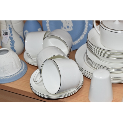 388 - A COLLECTION OF WEDGWOOD, comprising a Vera Wang dinnerware 'Blanc sur Blanc' design four dinner pla... 