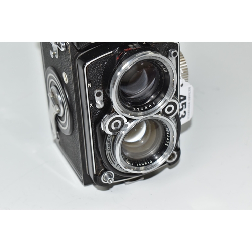 453 - A ROLLEIFLEX TLR CAMERA, with Carl Zeiss Planar 1:2.8 f=80mm lens, serial number 1453456 (1) (Condit... 