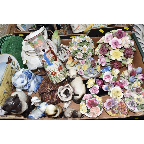 469 - FOUR BOXES AND LOOSE CERAMICS AND ORNAMENTS, to include a set of four Aynsley trinket dishes, a blue... 