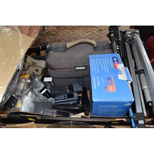 482 - TWO BOXES AND LOOSE CAMERAS AND PHOTOGRAPHIC EQUIPMENT, cameras to include a Canon Power Shot A60 di... 