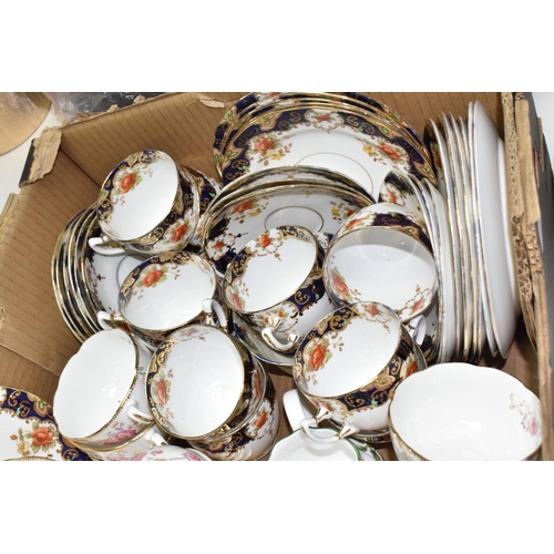 493 - ONE BOX AND LOOSE CERAMICS to include a quantity of Royal Worcester 'Mathon' comprising five tea cup... 