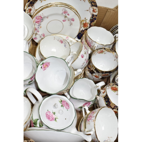 493 - ONE BOX AND LOOSE CERAMICS to include a quantity of Royal Worcester 'Mathon' comprising five tea cup... 