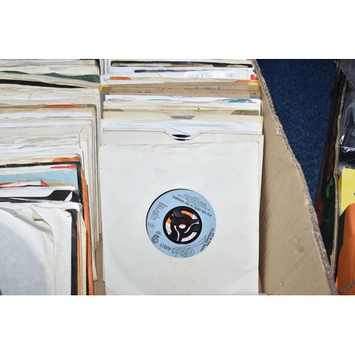 512 - ONE BOX OF 45RPM SINGLE VINYL RECORDS, approximately two hundred records, artists include T.Rex, Suz... 