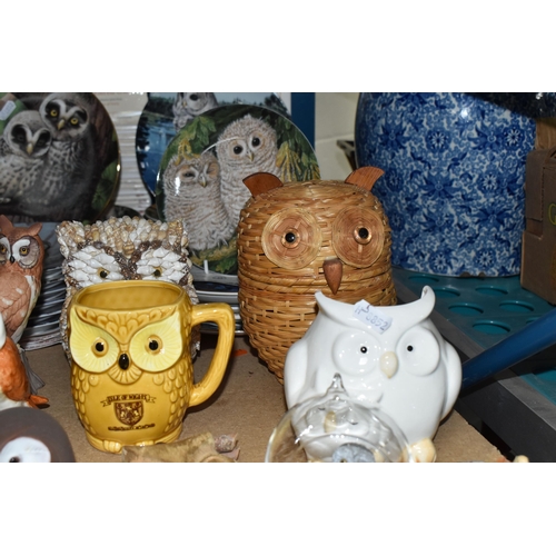 519 - A COLLECTION OF OWL ORNAMENTS AND RELATED ITEMS, to include a Royal Albert Beatrix Potter 'Old Mr Br... 