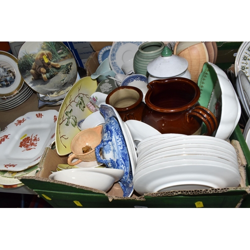 541 - THREE BOXES AND LOOSE CERAMICS, to include a set of twelve boxed Royal Copenhagen 'The Hans Christia... 