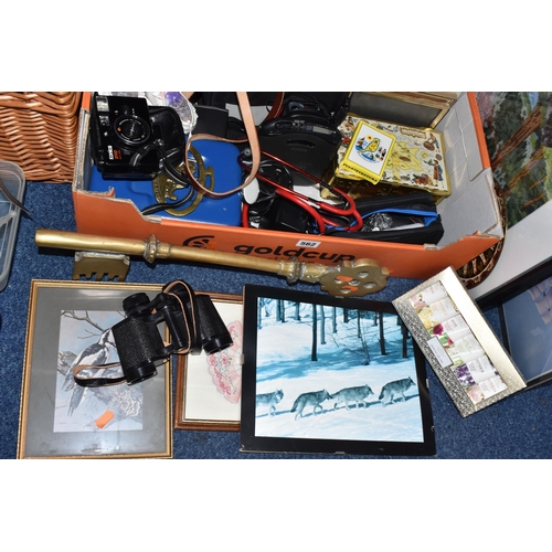 562 - FOUR BOXES AND LOOSE ASSORTED ITEMS INCLUDING CAMERAS AND BINOCULARS, a Kodak Easyshare digital came... 