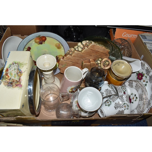 495 - FIVE BOXES OF MISCELLANEOUS ITEMS to include two boxes of light bulbs, a box of vintage porcelain do... 