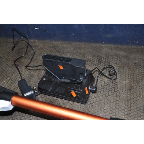 1076 - A SHARK DUO CLEAN IF250UK CORDLESS LIFT AWAY VACUUM CLEANER with charging station, a bag of accessor... 