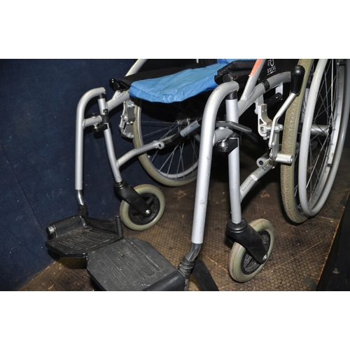 1085 - AN EXCEL VAN OS G LITE PRO FOLDING WHEELCHAIR with two footrests