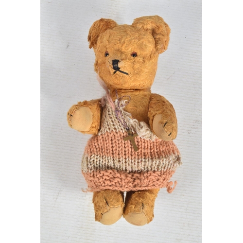 23 - AN UNBOXED MODERN STEIFF BEAR, No.029561, complete with button and yellow tag to left ear and in ver... 