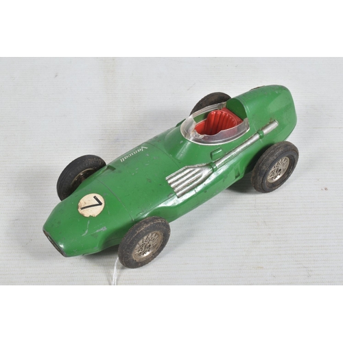 25 - AN UNBOXED METTOY FOR MARKS AND SPENCER 1/18 SCALE VANWALL RACING CAR, missing driver and has damage... 