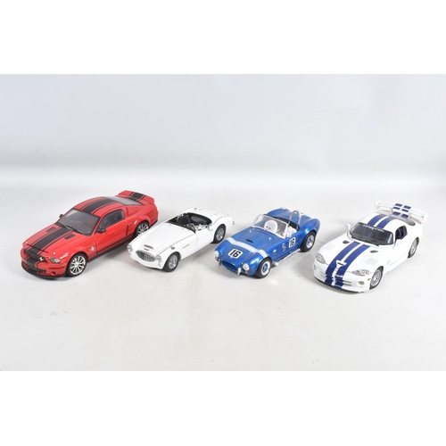 60 - A COLLECTION OF BOXED AND UNBOXED DIECAST MODEL AMERICAN MUSCLE CARS, to include 4 unboxed models, a... 