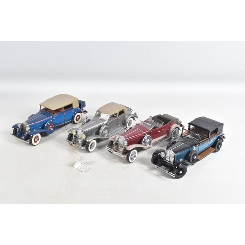 70 - A COLLECTION OF UNBOXED FRANKLIN MINT 1:24 SCALE DIECAST MODEL VEHICLES, to include 1932 Cadillac V-... 