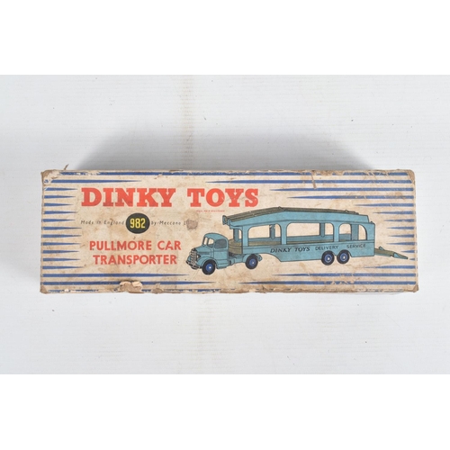 101 - A COLLECTION OF BOXED AND UNBOXED VINTAGE  METAL VEHICLES, to include a Matchbox King Size KW-Dart D... 