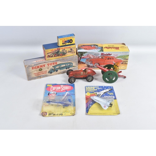 101 - A COLLECTION OF BOXED AND UNBOXED VINTAGE  METAL VEHICLES, to include a Matchbox King Size KW-Dart D... 