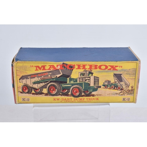 101 - A COLLECTION OF BOXED AND UNBOXED VINTAGE  METAL VEHICLES, to include a Matchbox King Size KW-Dart D... 