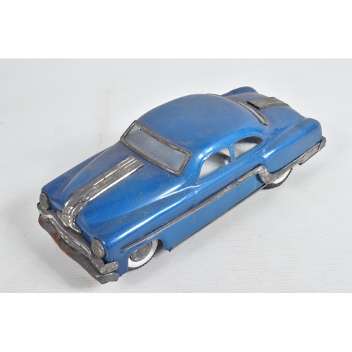 101 - A COLLECTION OF BOXED AND UNBOXED VINTAGE  METAL VEHICLES, to include a Matchbox King Size KW-Dart D... 