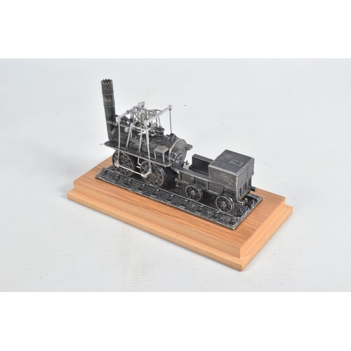 103 - A BOXED MAMOD LIVE STEAM ENGINE, No.SE.1a, not tested, lightly playworn condition, looks to have bee... 