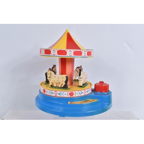 104 - AN UNBOXED CORGI TOYS MAGIC ROUNDABOUT CAROUSEL, No.H852, with correct five figures (Florence, Rosal... 