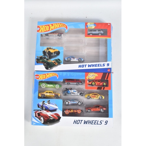 77 - A COLLECTION OF BOXED HOT WHEELS DIECAST MODEL VEHICLES, to include 33 models in blister packs and t... 