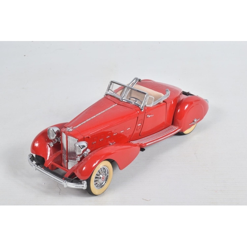 83 - A COLLECTION OF BOXED AND UNBOXED DANBURY MINT  DIECAST MODEL VEHICLES, to 5 unboxed vehicles, a 193... 