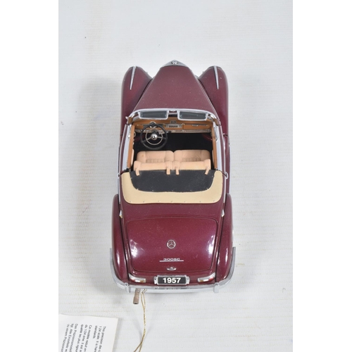 86 - THREE FRANKLIN MINT DIECAST MODEL VEHICLES, to include a 1939 Maybach Zepplin, a 1925 Rolls Royce Si... 