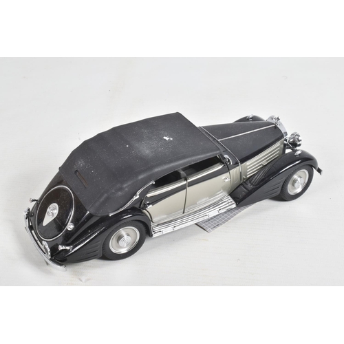 86 - THREE FRANKLIN MINT DIECAST MODEL VEHICLES, to include a 1939 Maybach Zepplin, a 1925 Rolls Royce Si... 