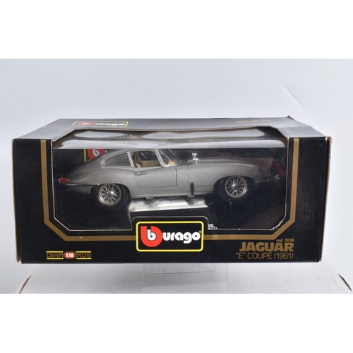 90 - A COLLECTION OF BOXED AND UNBOXED 1:18 SCALE DIECAST MODEL  VEHICLES, to include 4 unboxed models, a... 