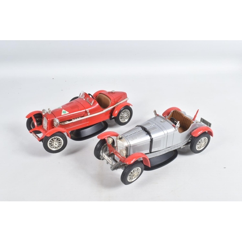 90 - A COLLECTION OF BOXED AND UNBOXED 1:18 SCALE DIECAST MODEL  VEHICLES, to include 4 unboxed models, a... 